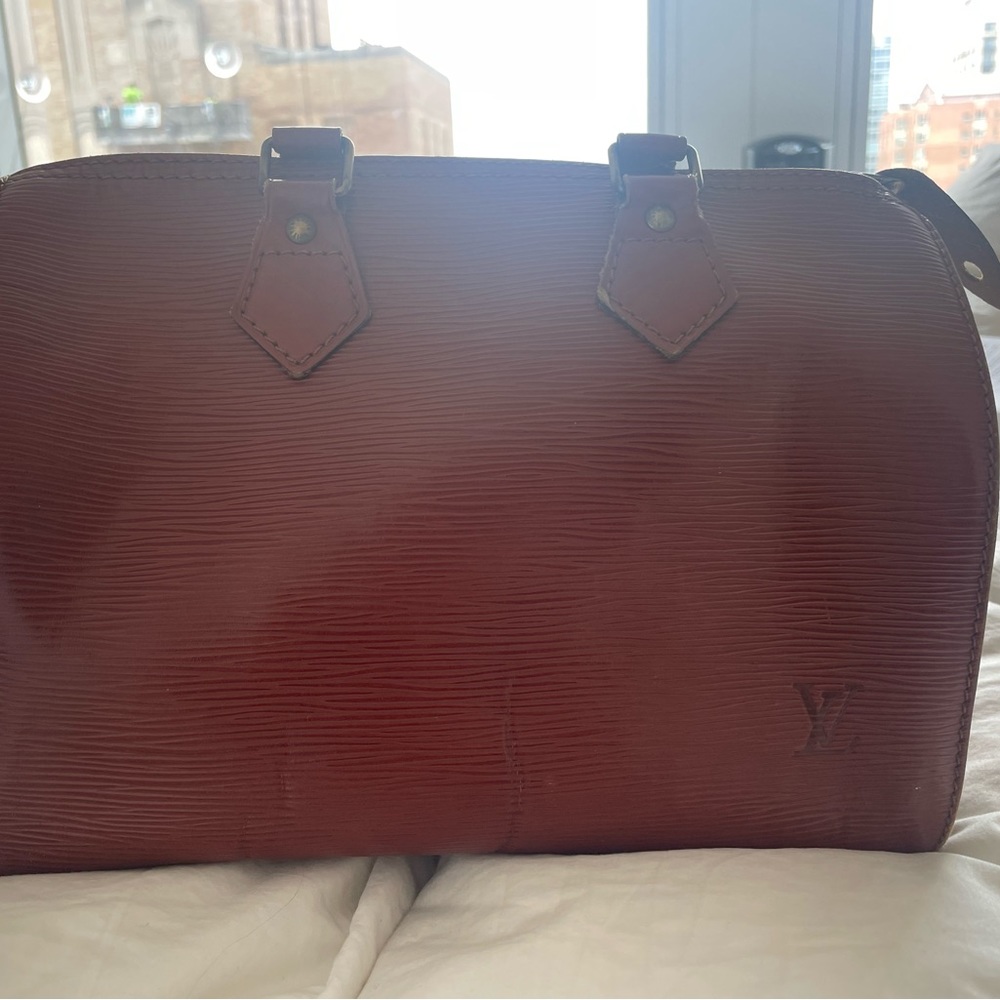 vintage Louis Vuitton brown epi speedy 25